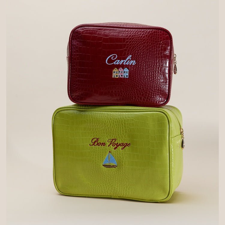 Signature Croc Pouch