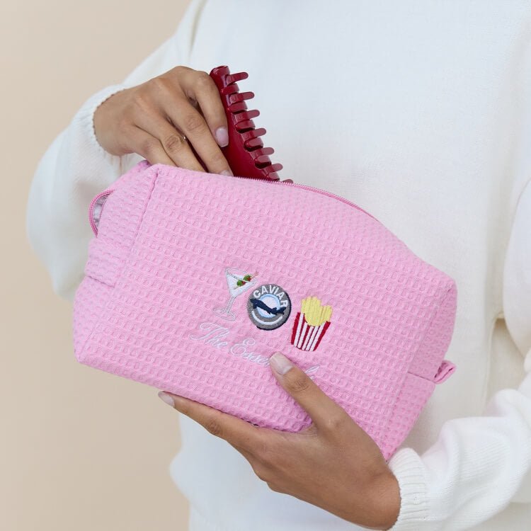 WAFFLE MESH WALLET S IMG_9831copy_2674x.jpg?v=