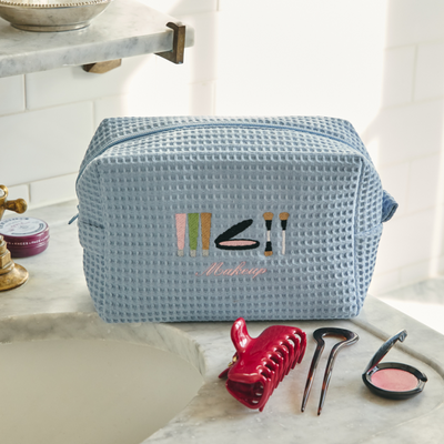Makeup Essentials Waffle Pouch
