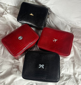 Icon Croc Pouch
