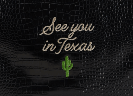 Texas Signature Croc Pouch