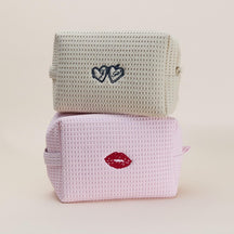 Kiss Waffle Pouch